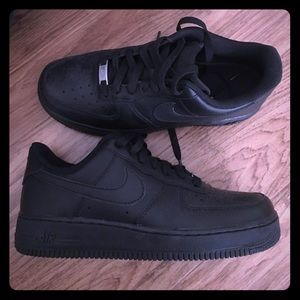 New Nike Air Force 1 All Black